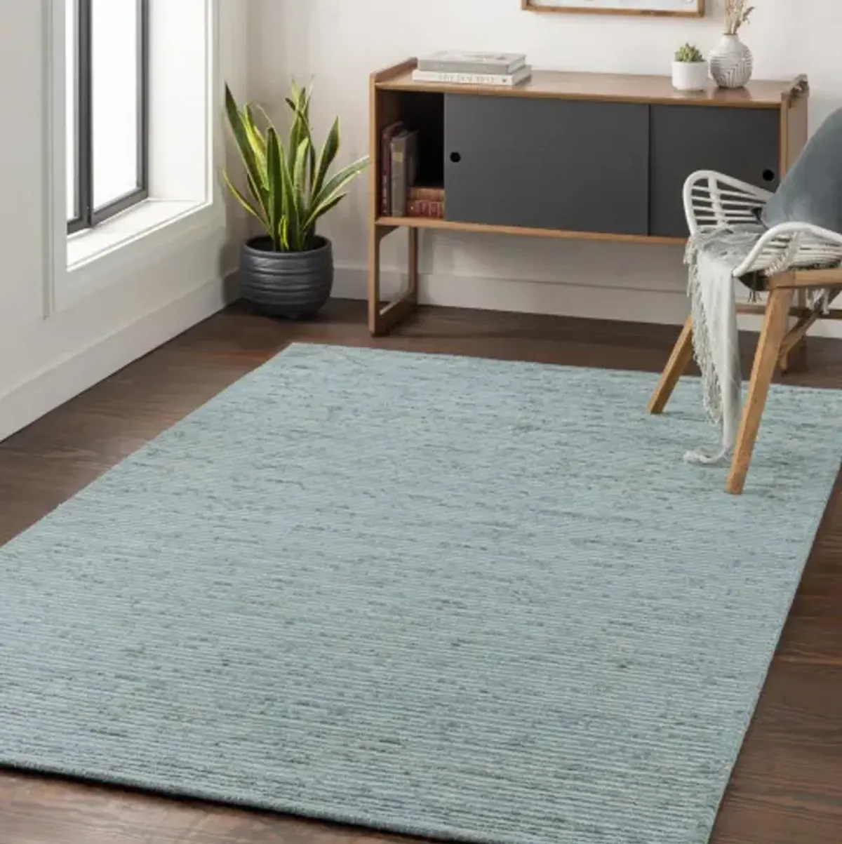 Gaia 2'6" x 8' Rug