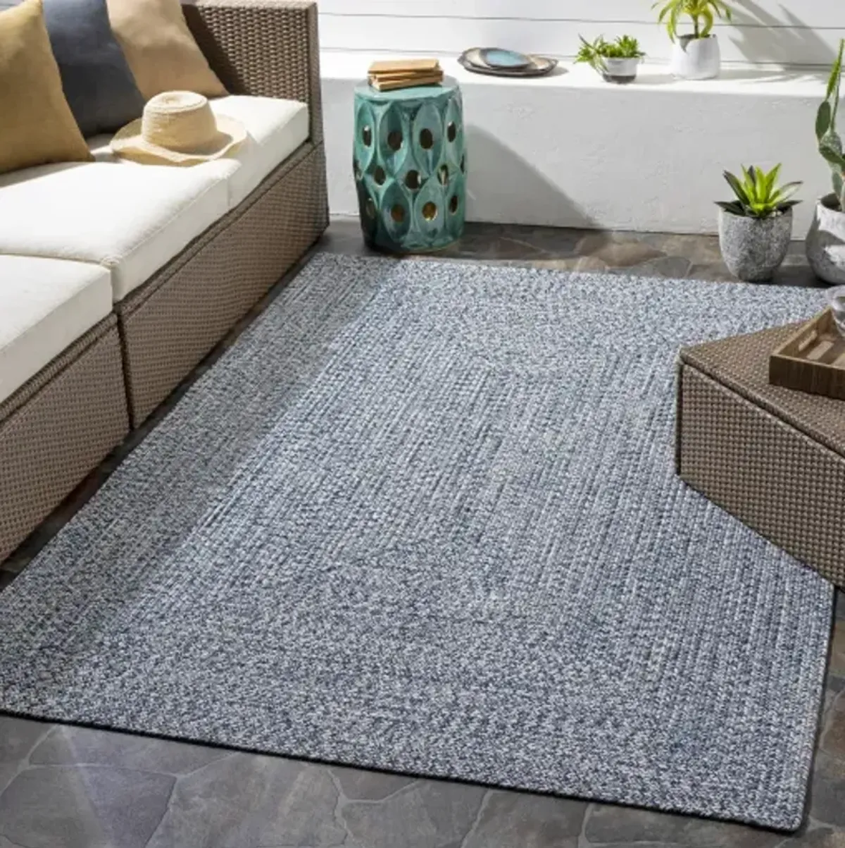 Chesapeake Bay CPK-2304 2'6" x 8' Rug