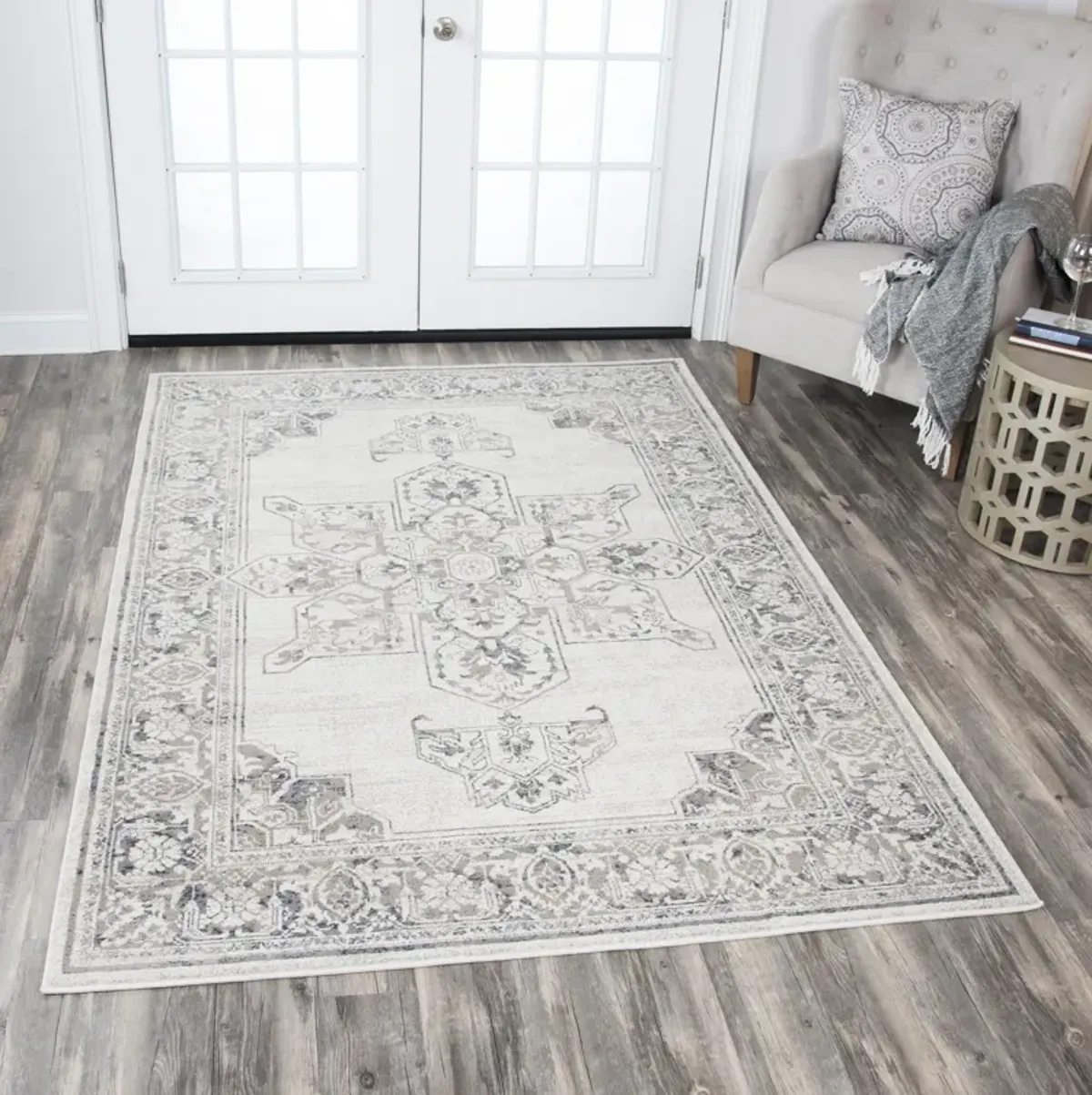 Panache Natural/Beige Central Medallion Motif Distress  Polypropylene 6'7" x 9'6" Rectangle Rug