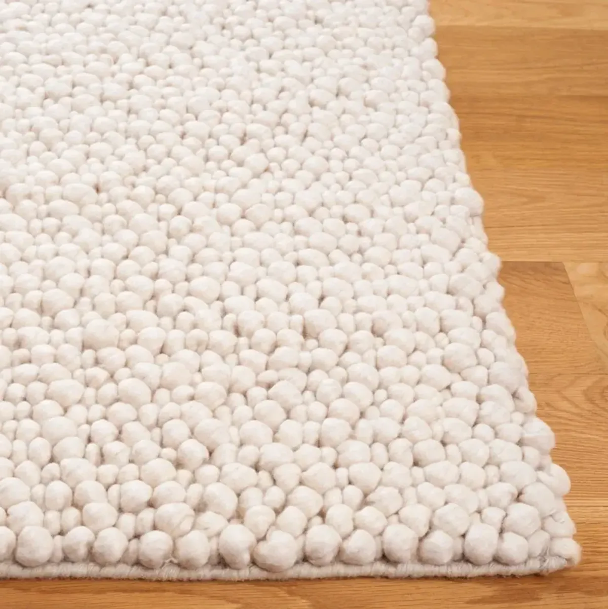 NATURA 258 IVORY 2'-3' x 8' Runner Rug