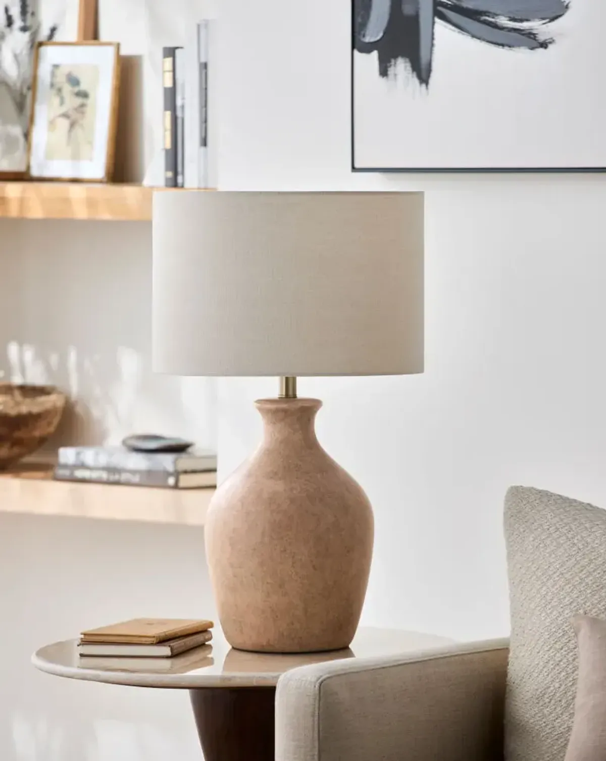 Karole KOE-008 25"H x 15"W x 15"D Accent Table Lamp