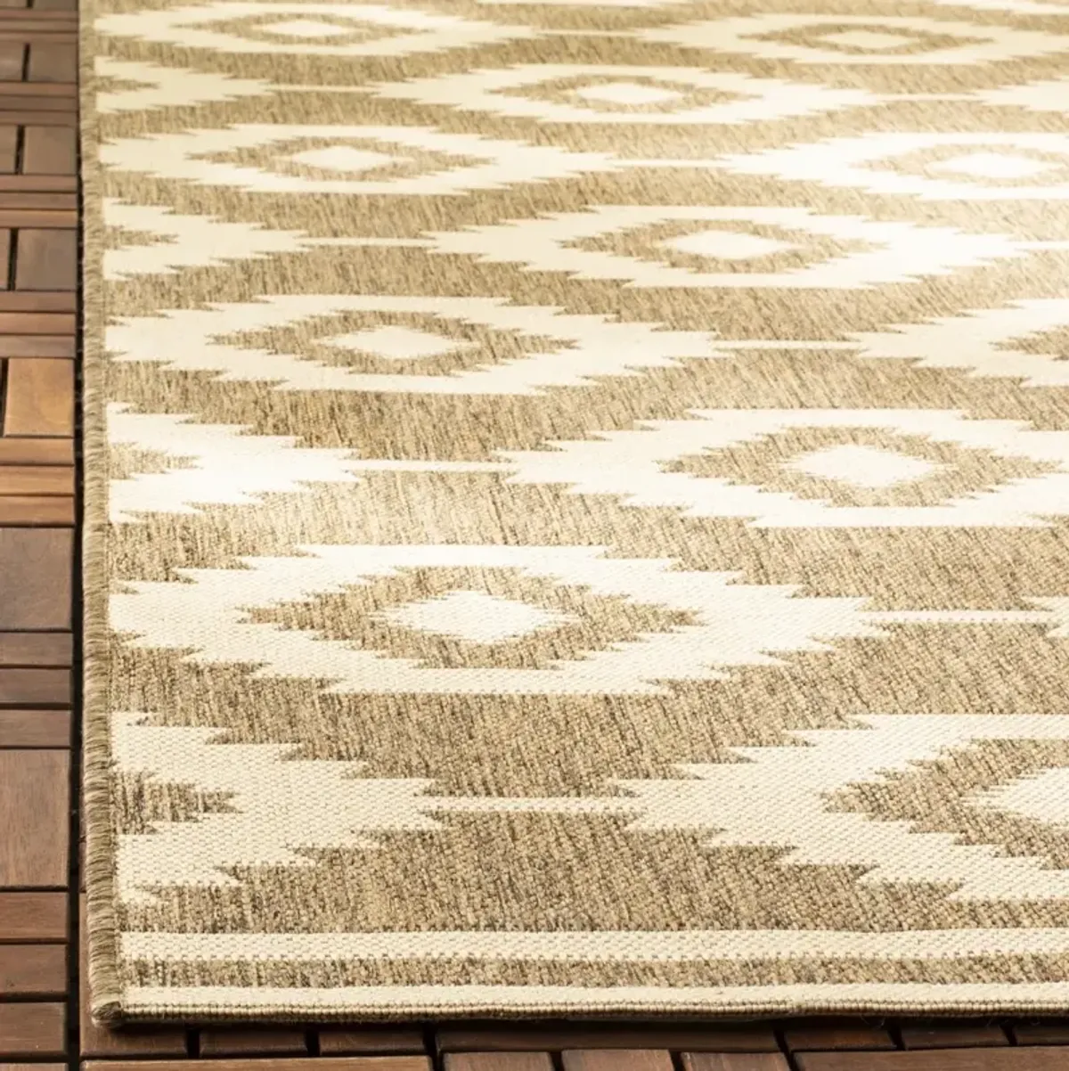 BEACH HOUSE 171 Beige 6'-7' X 6'-7' Square Square Rug