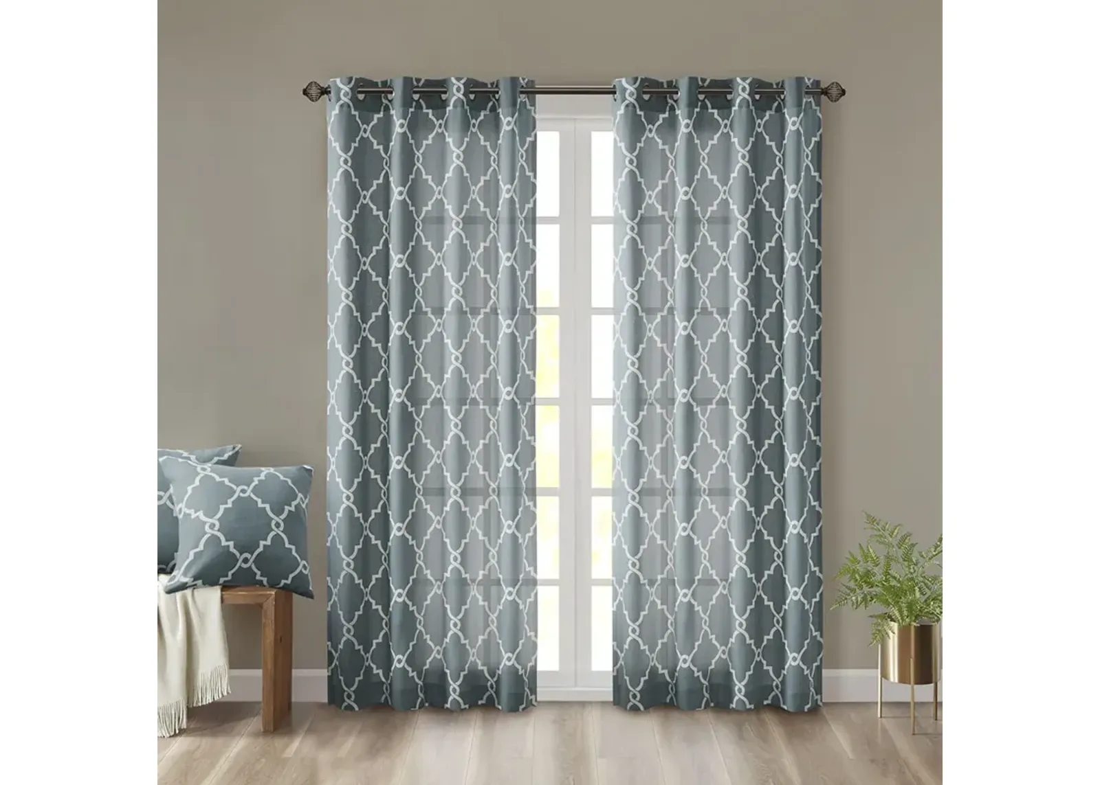 Madison Park Saratoga Blue/White Fretwork Print Grommet Top Window Curtain Panel