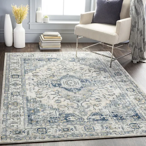 Jolie 6'7" x 9' Rug