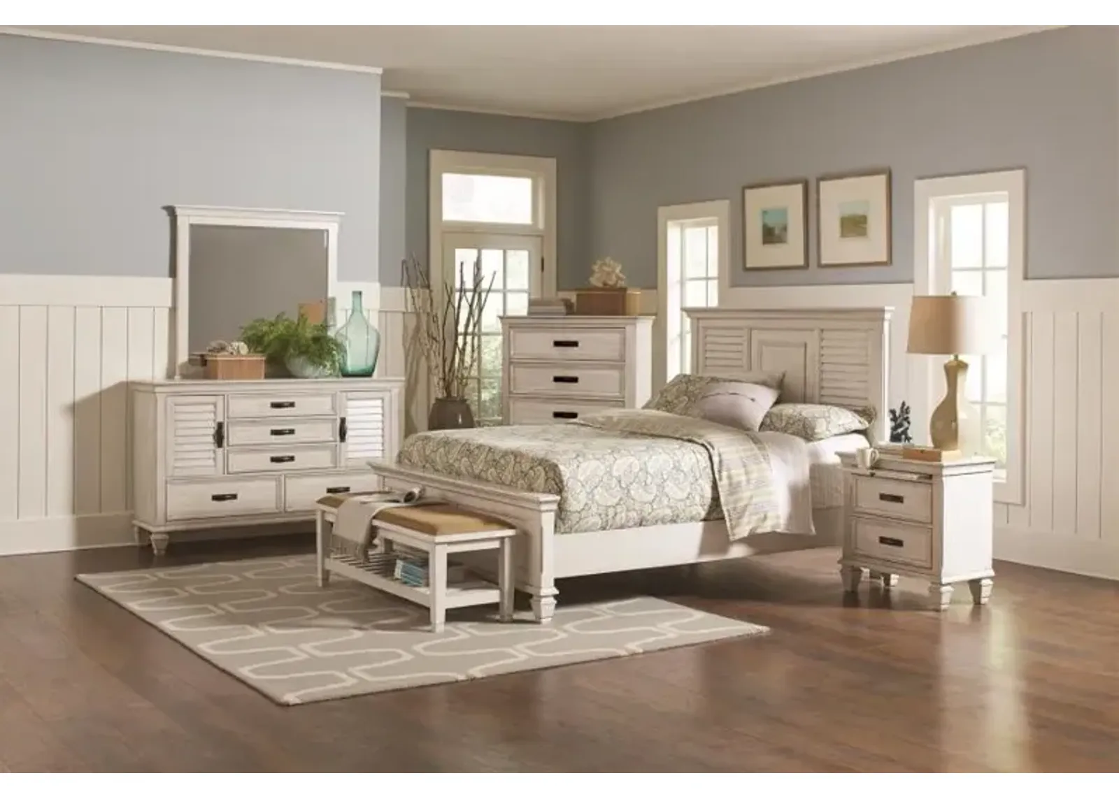 Franco Storage Platform Bedroom Set