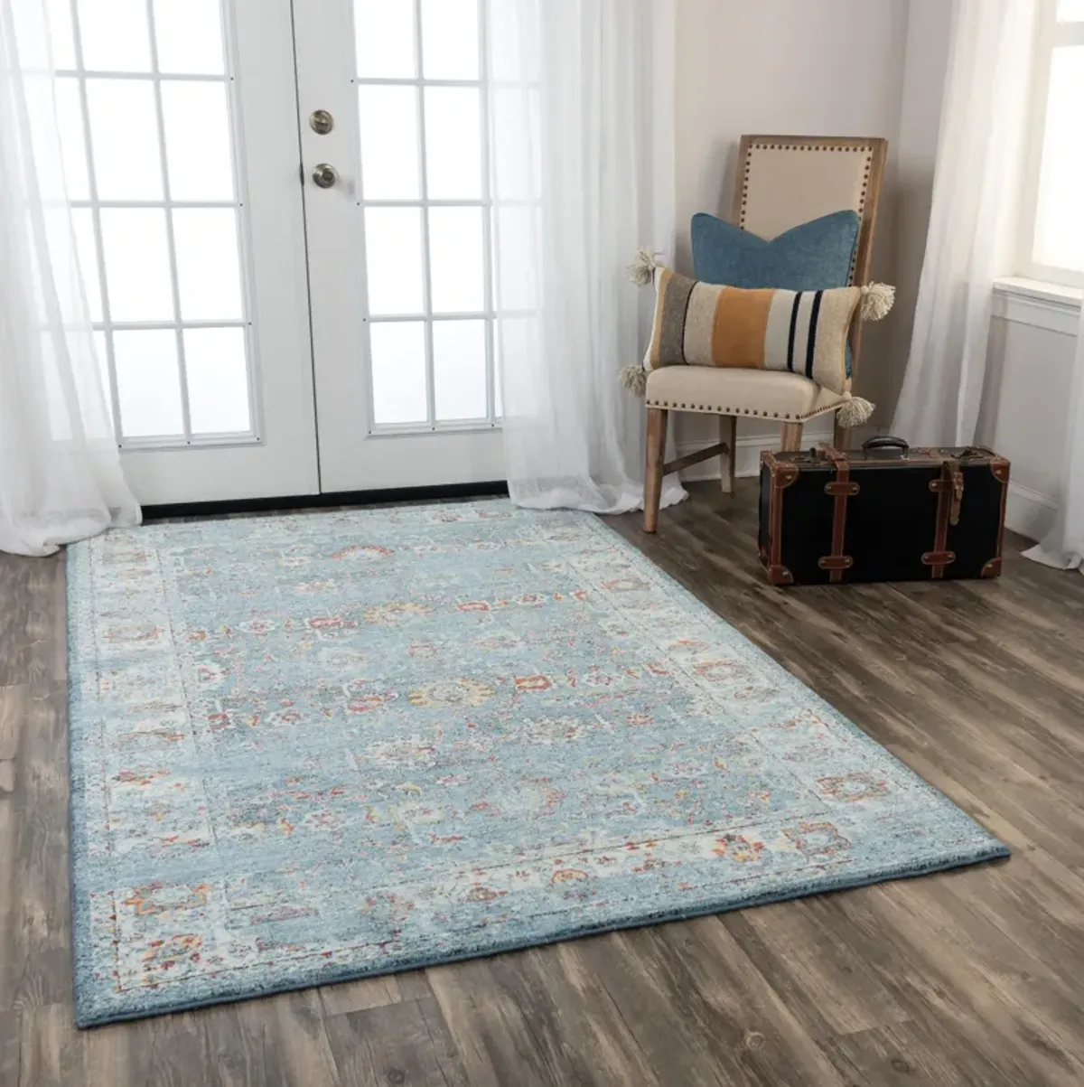 Ovation Blue/Beige distressed/classical N Z wool 2' x 3'  Rectangle Rug