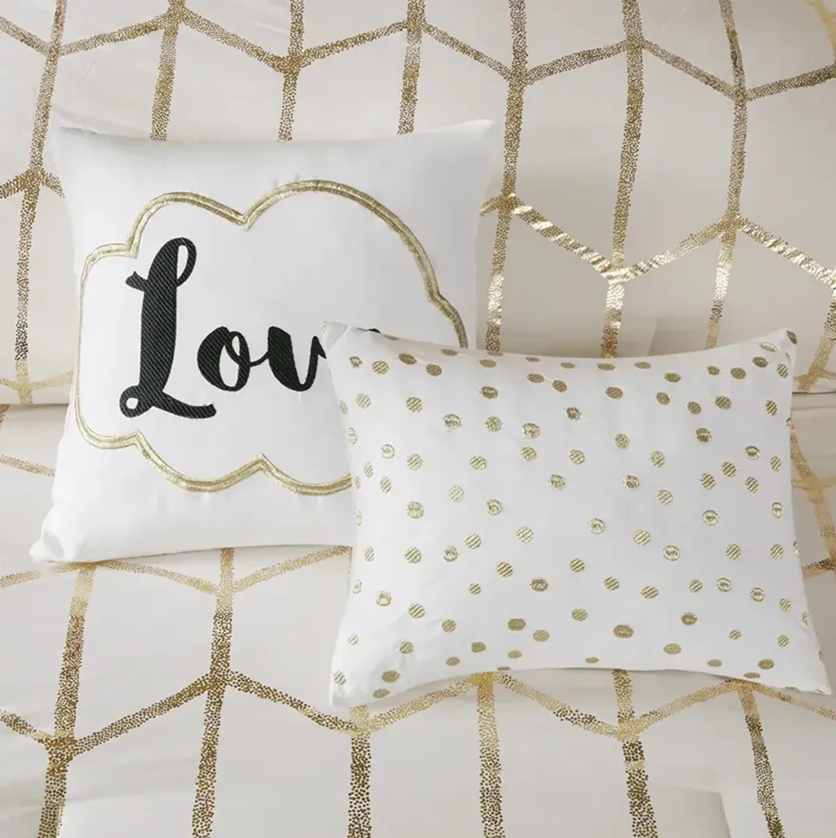 Intelligent Design Raina Ivory/Gold Metallic Printed Comforter Set