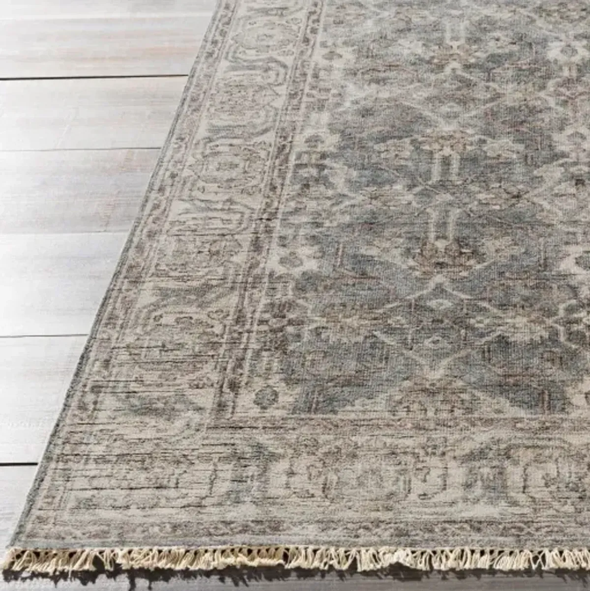 Theodora 2' x 3' Rug