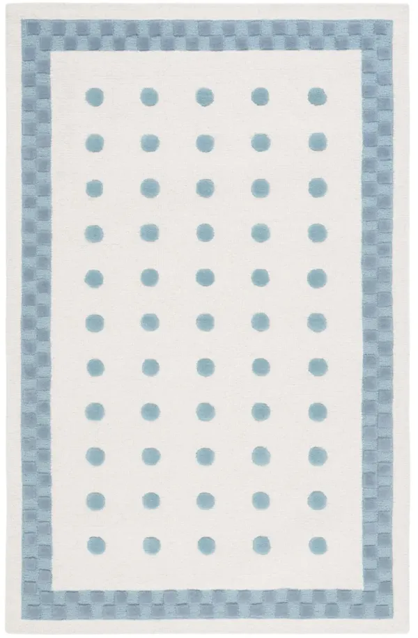 SAFAVIEH KIDS Hand Tufted 4' x 6' area rug