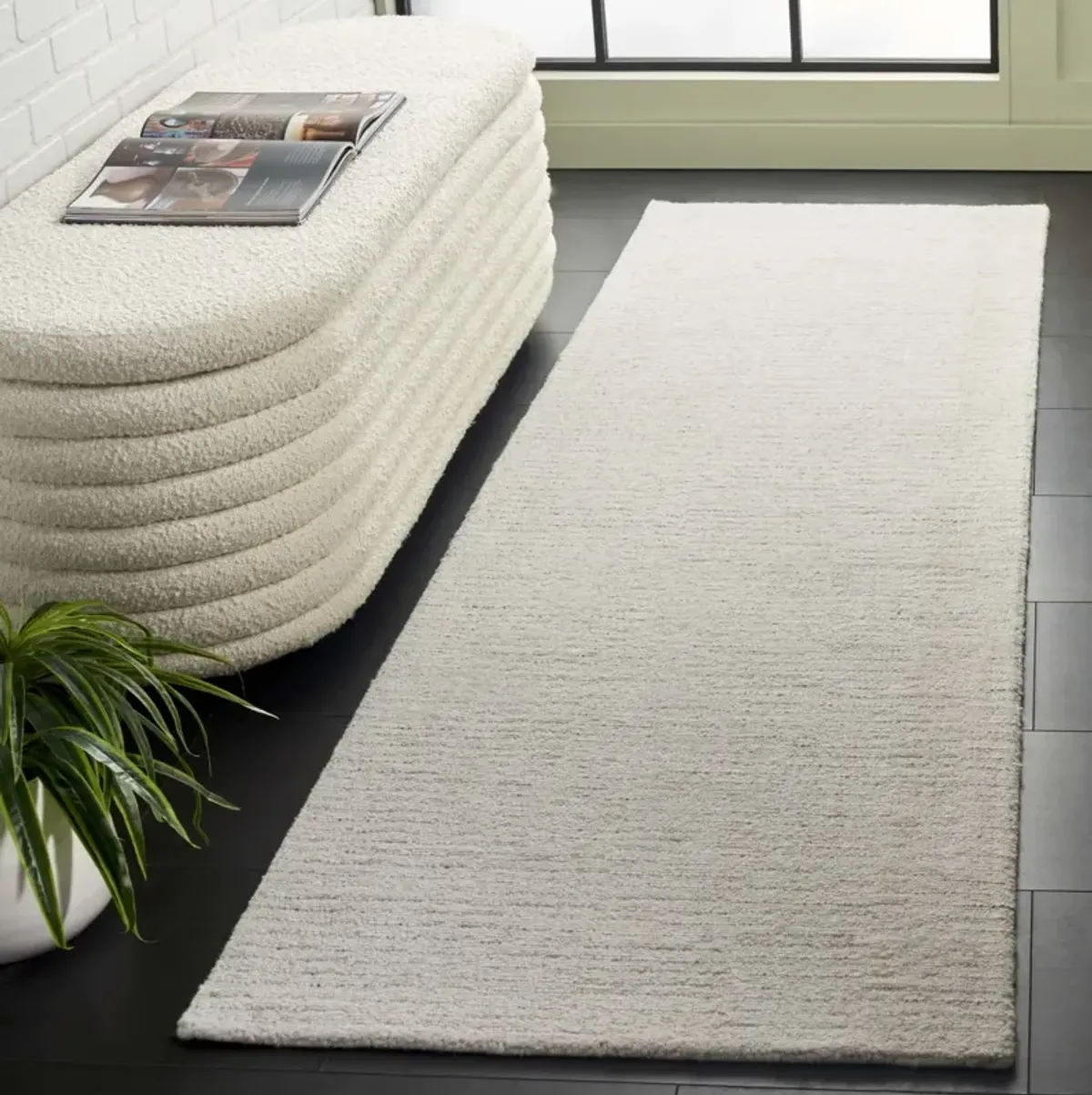 ABSTRACT 471 IVORY  2'-3' x 8' Runner Rug