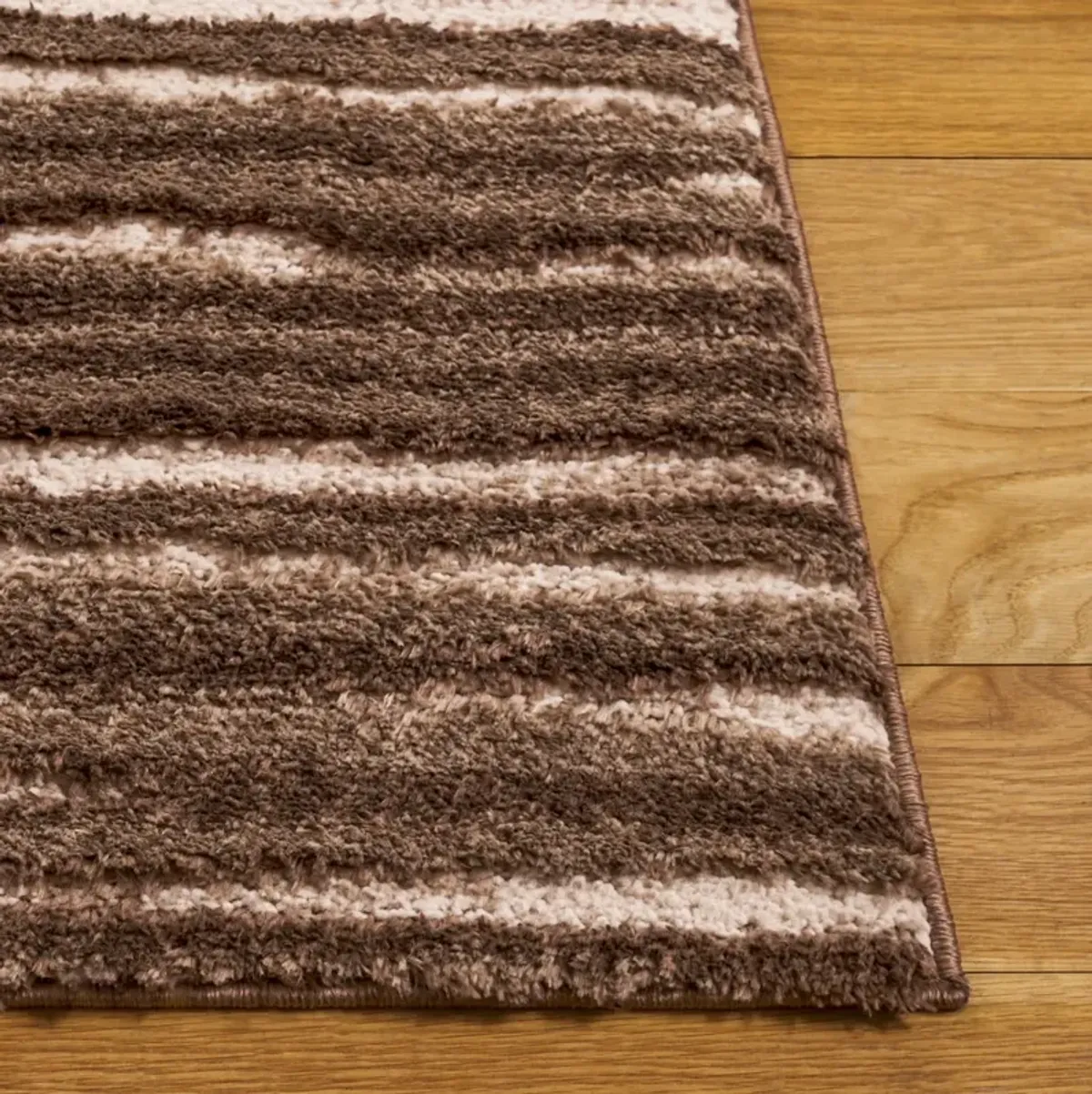 SEATTLE SHAG 908 BROWN  2'-3' x 8' Runner Rug