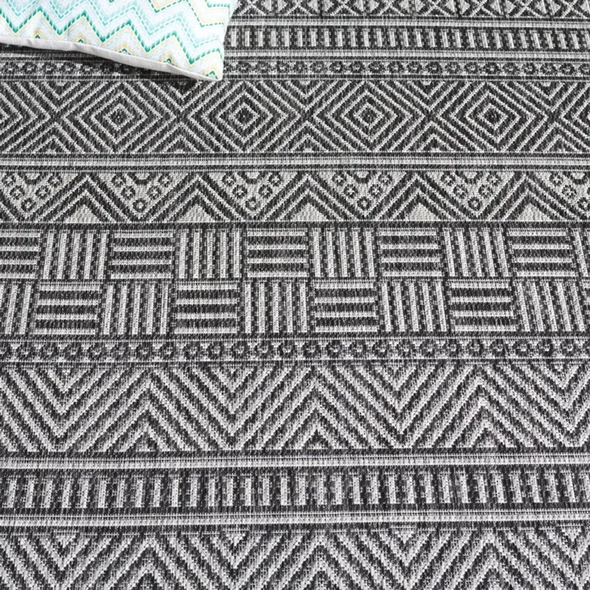 BEACH HOUSE 288 CHARCOAL  4' x 6' Small Rectangle Rug