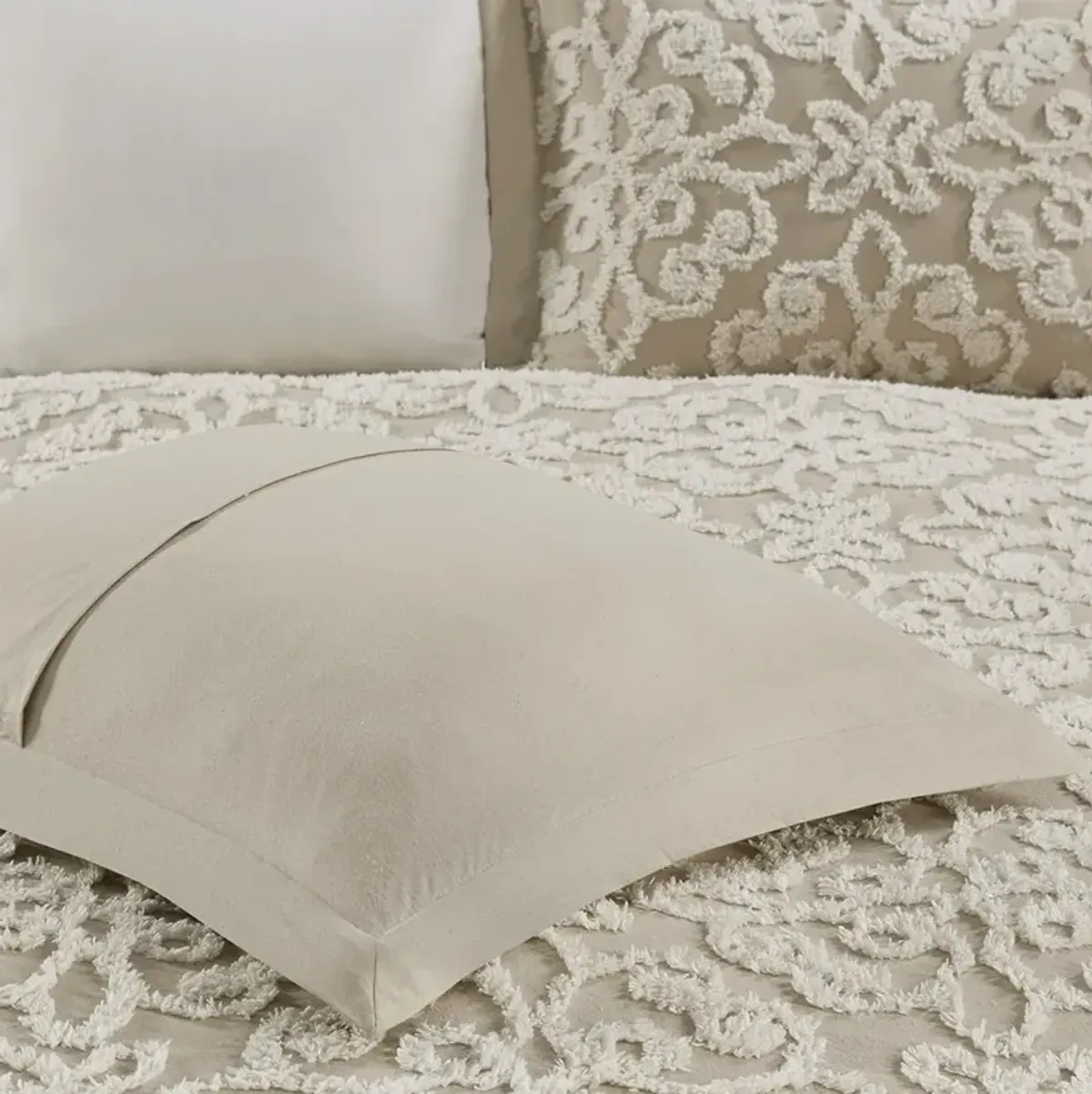 Madison Park Sabrina Taupe 3 piece Tufted Cotton  bedspread  set