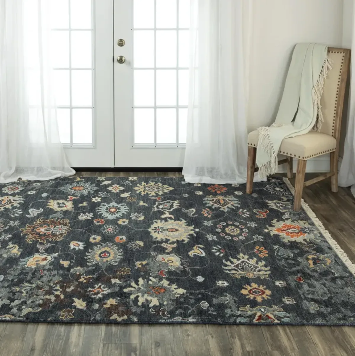 Envision Charcoal  Hand Spun Wool 6' x 9' Rectangle Rug