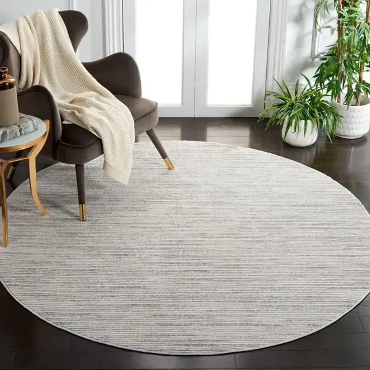 WHISPER 565 Grey  6'-7' X 6'-7' Round Round Rug