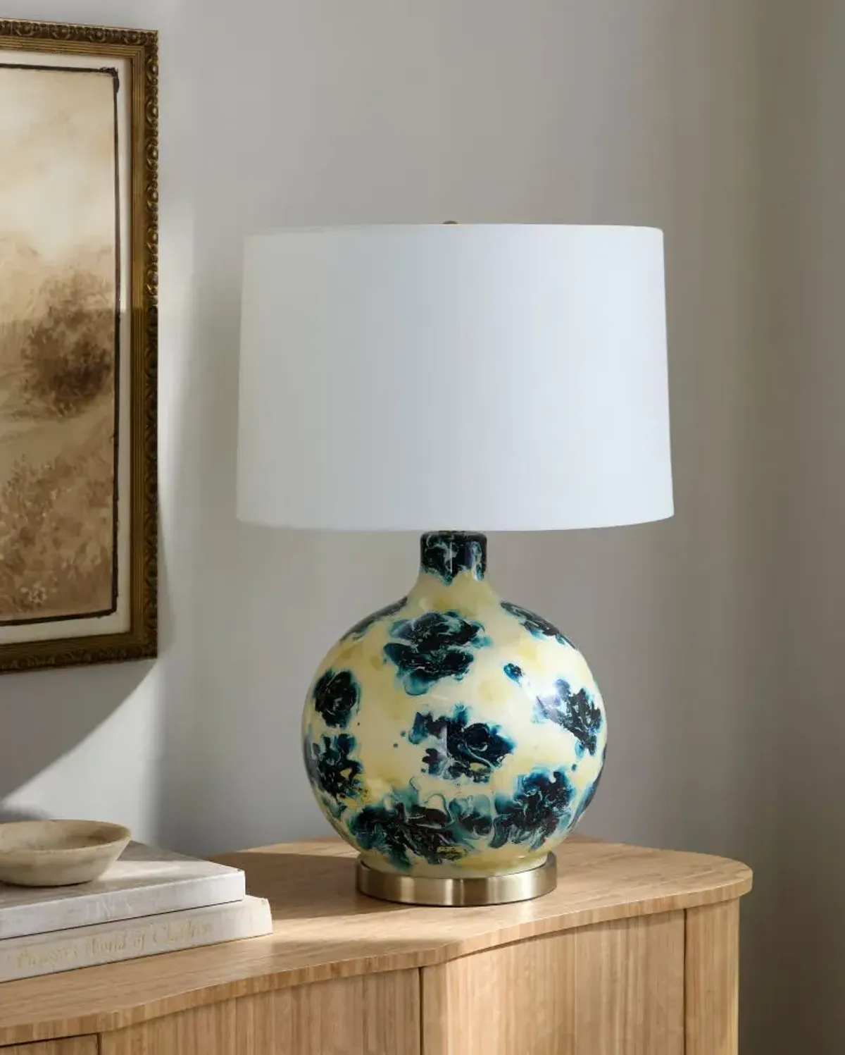 Snicarte SNR-006 27"H x 17"W x 17"D Accent Table Lamp