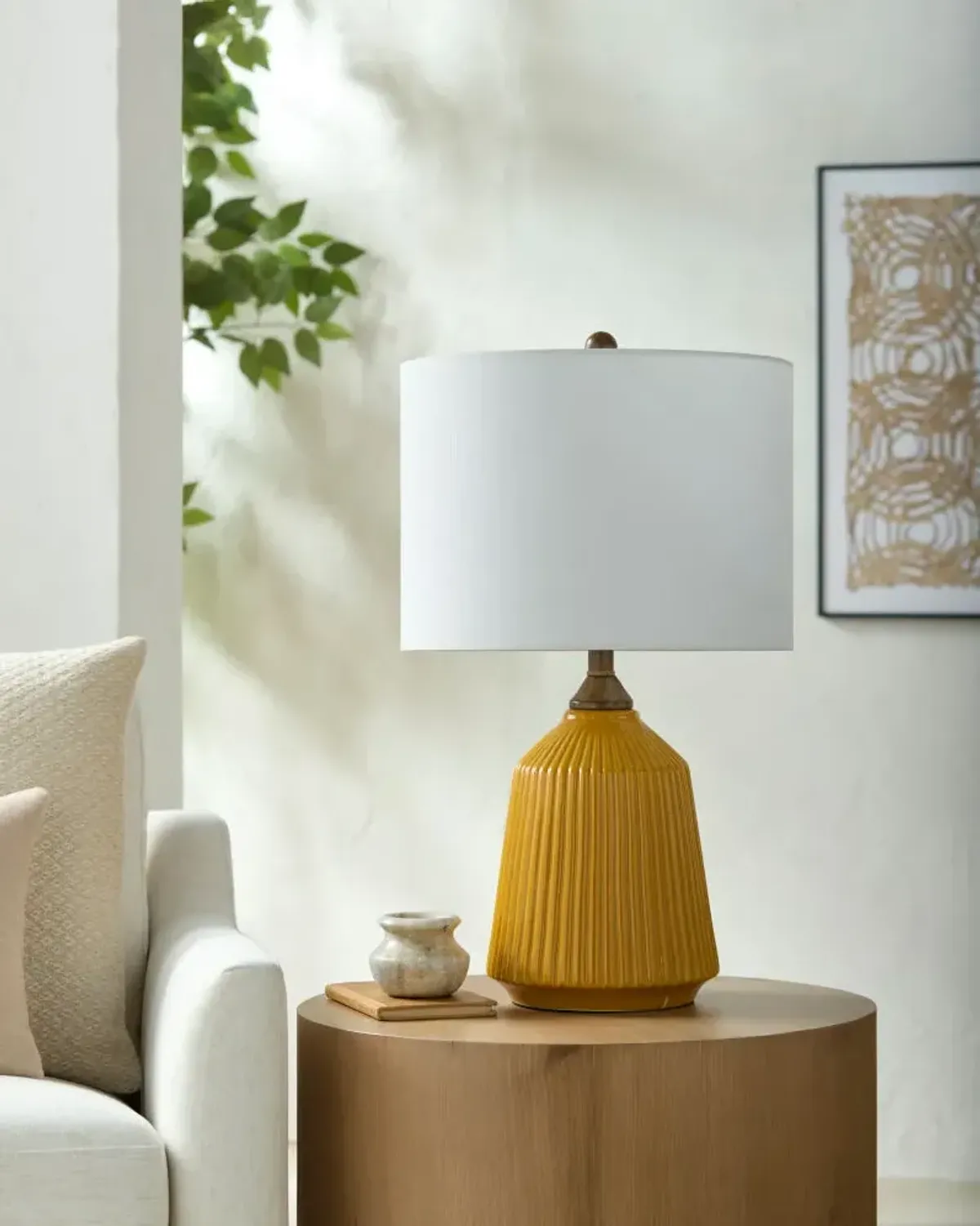 Lennon NNN-005 26"H x 15"W x 15"D Accent Table Lamp