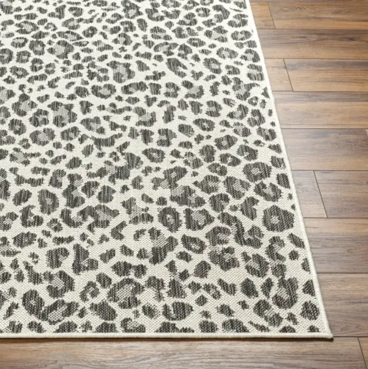 Ravello RVL-2350 2' x 2'11" Machine Woven Rug