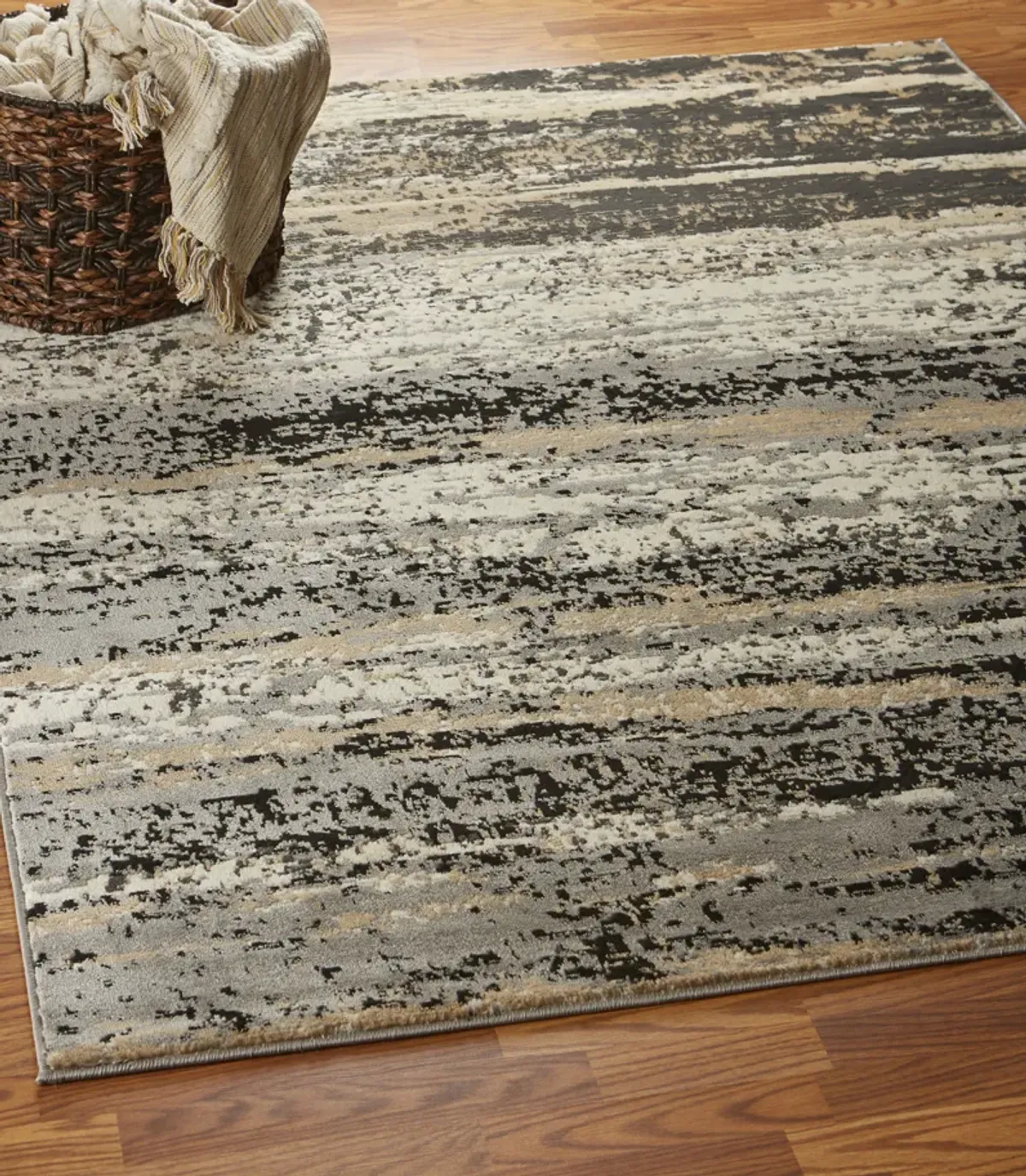 Izabella Abstract Distressed Area Rug 5'2" x 7'2"