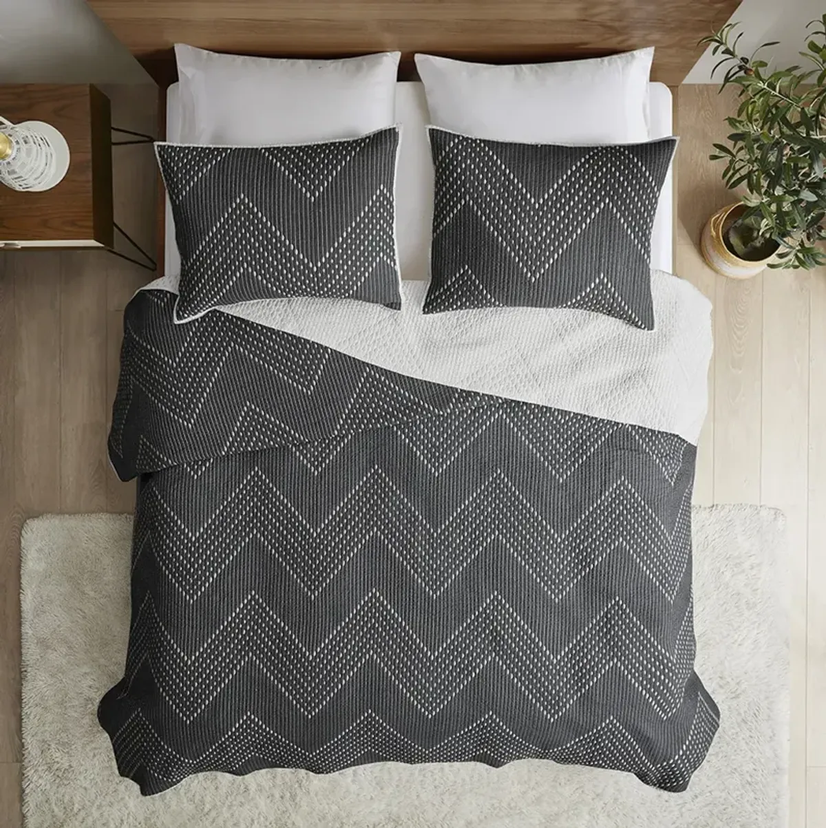 INK+IVY Pomona Black 3 Piece Embroidered Cotton Quilt Set