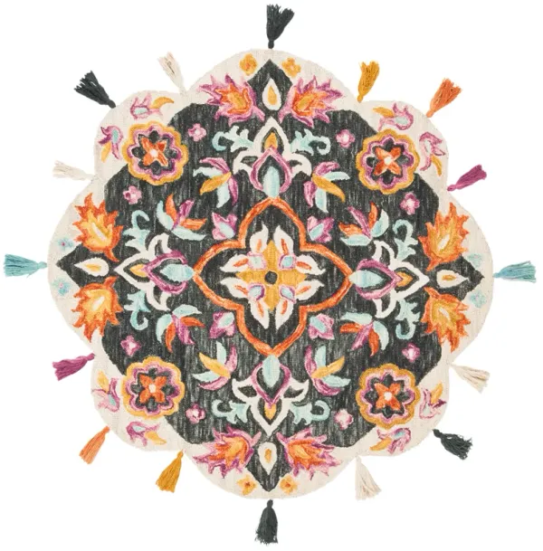NOVELTY Hand Tufted 8' x 8' Round area rug