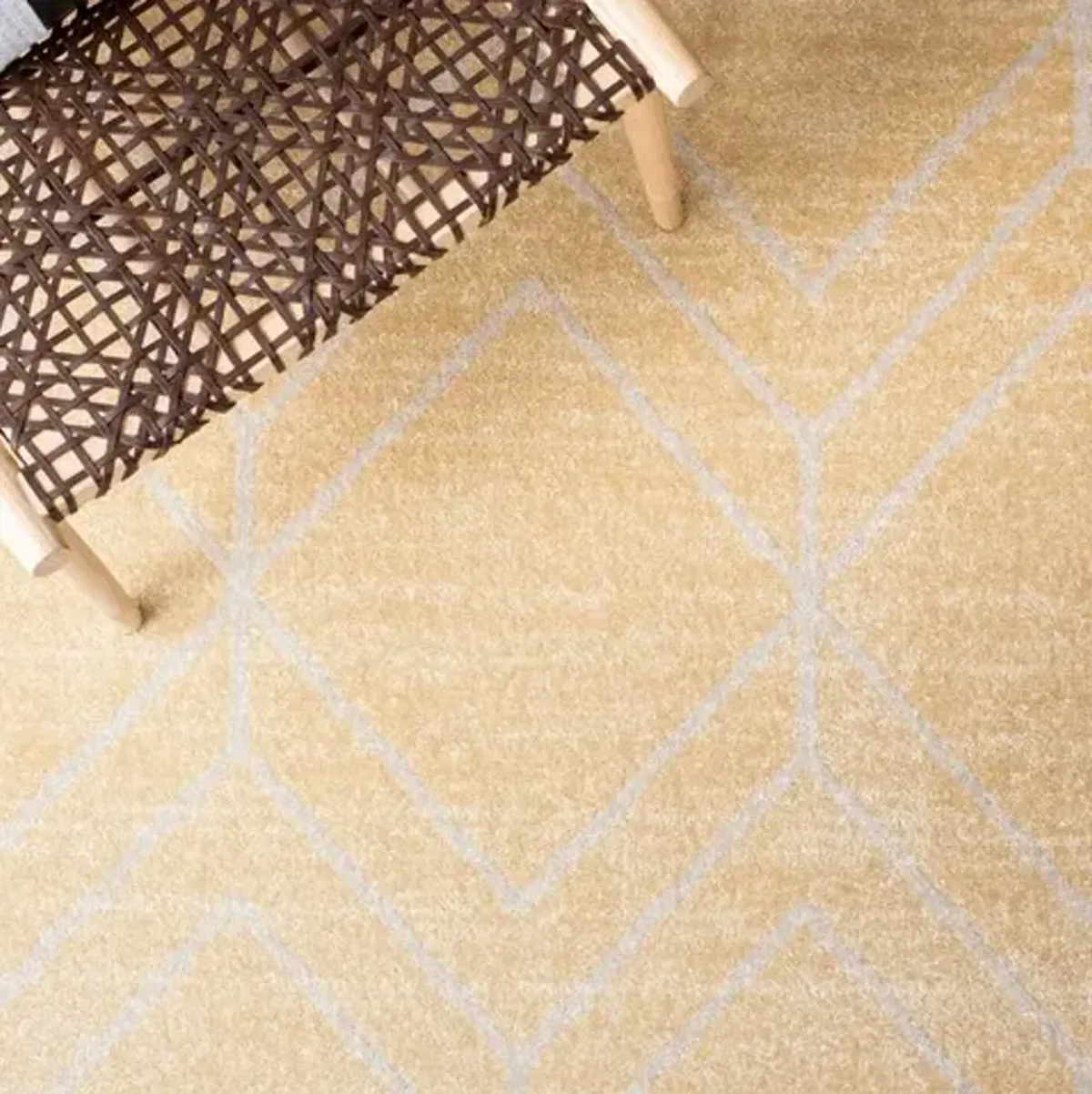 ADIRONDACK Contemporary Gold / Light Grey 2'-6" X 8' Powerloomed Rug