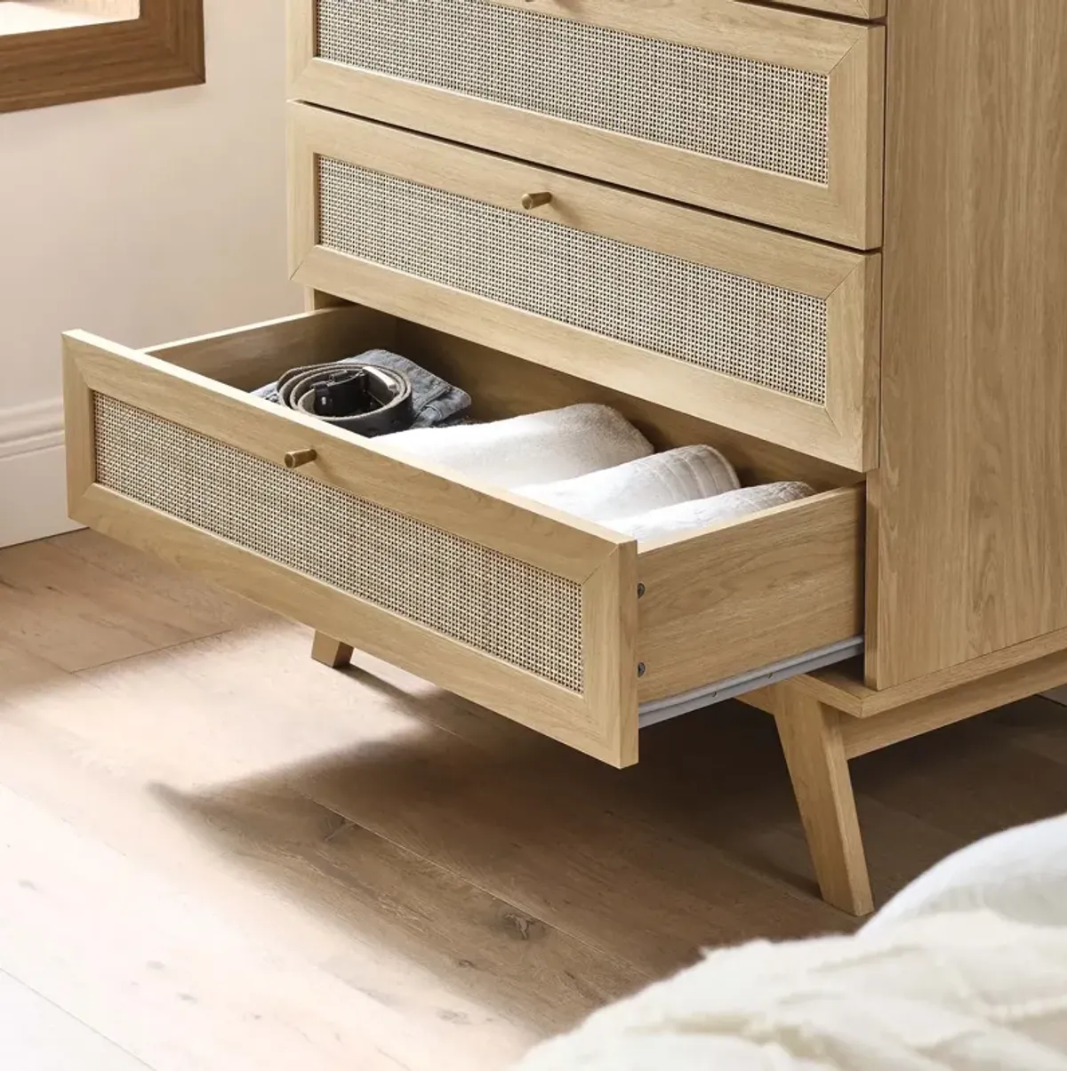 Soma 5-Drawer Chest