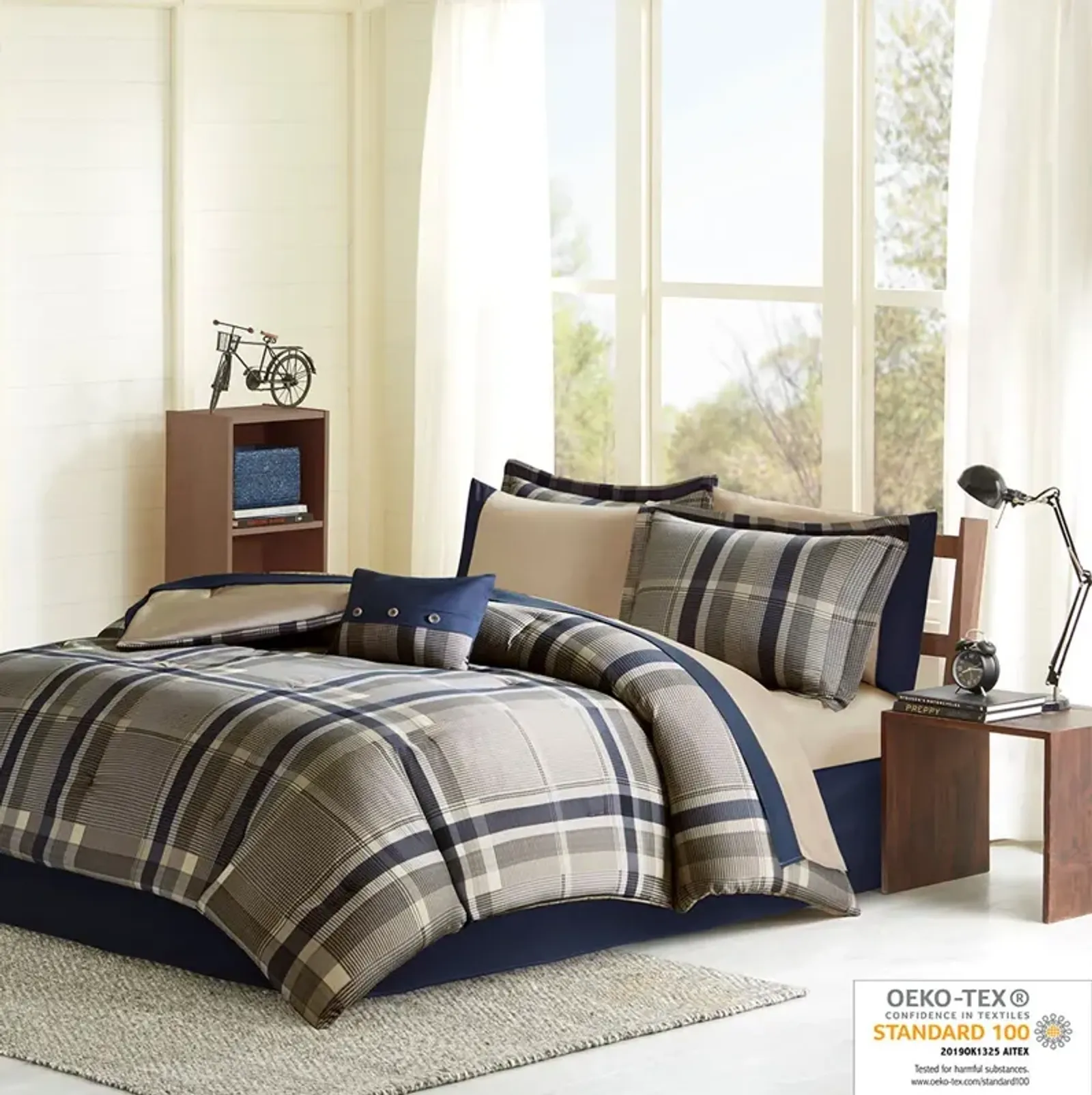 Intelligent Design Robbie Navy Multi Plaid Comforter Set with Bed Sheets