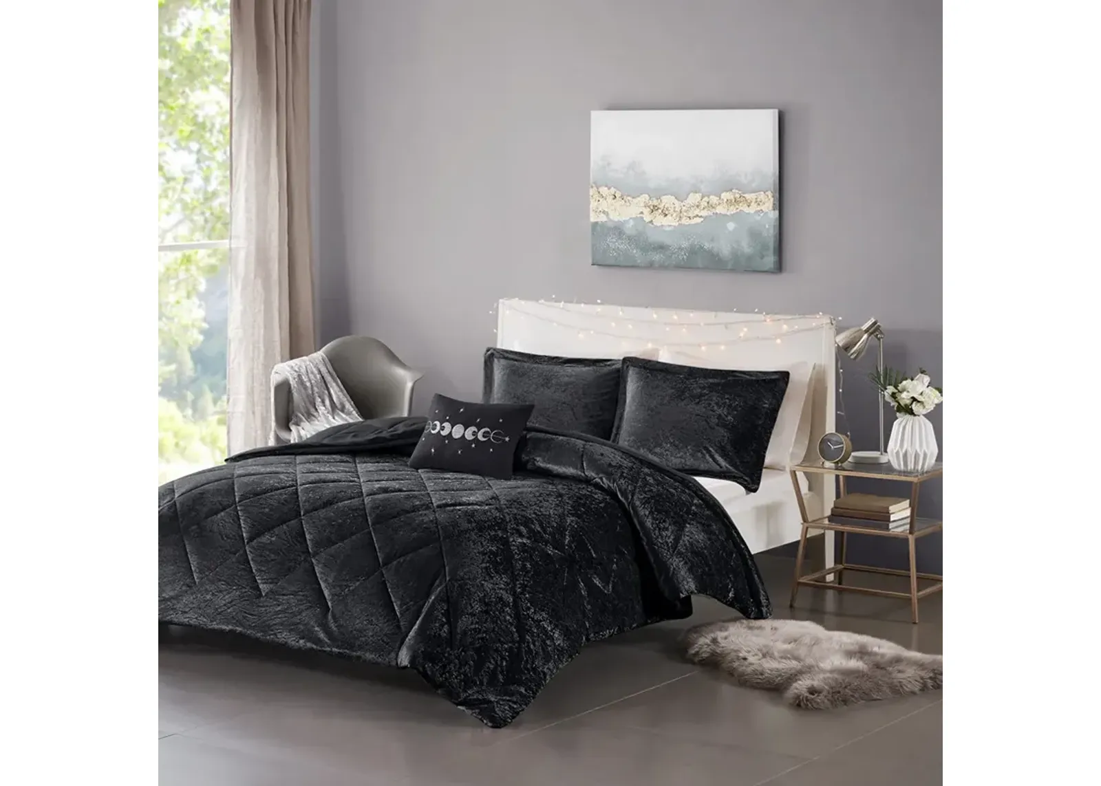 Intelligent Design Felicia Black Velvet Duvet Cover Set