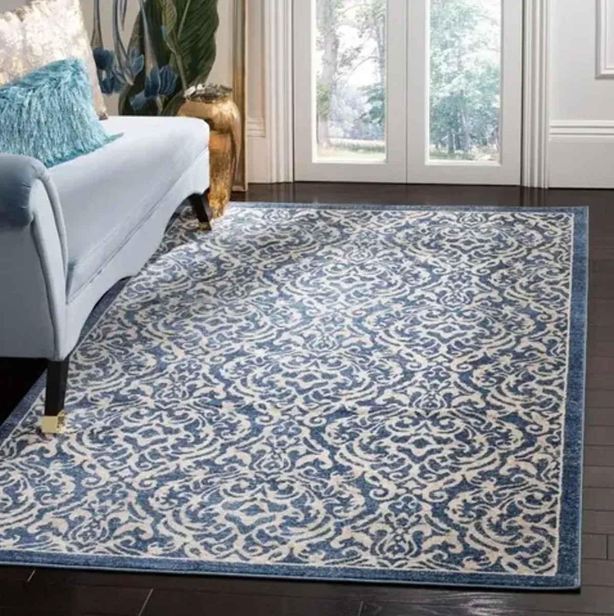 Brentwood 810 Navy / Creme 8' X 10' Large Rectangle Powerloomed Rug