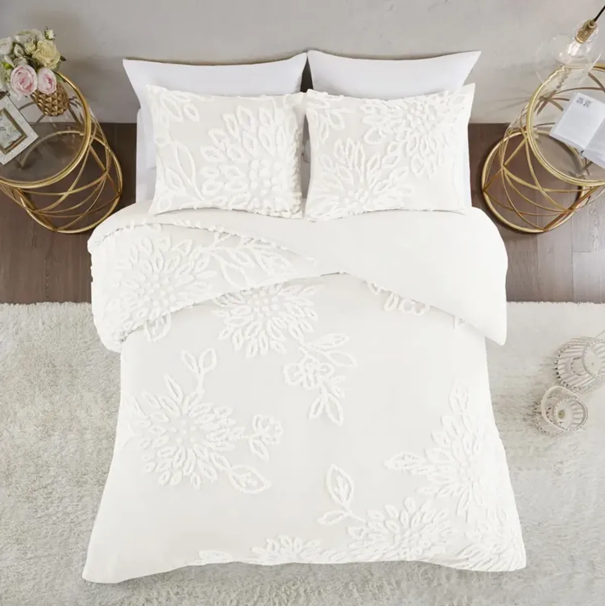 Madison Park Veronica Off-White 3 Piece Tufted Cotton Chenille Floral Duvet Cover Set