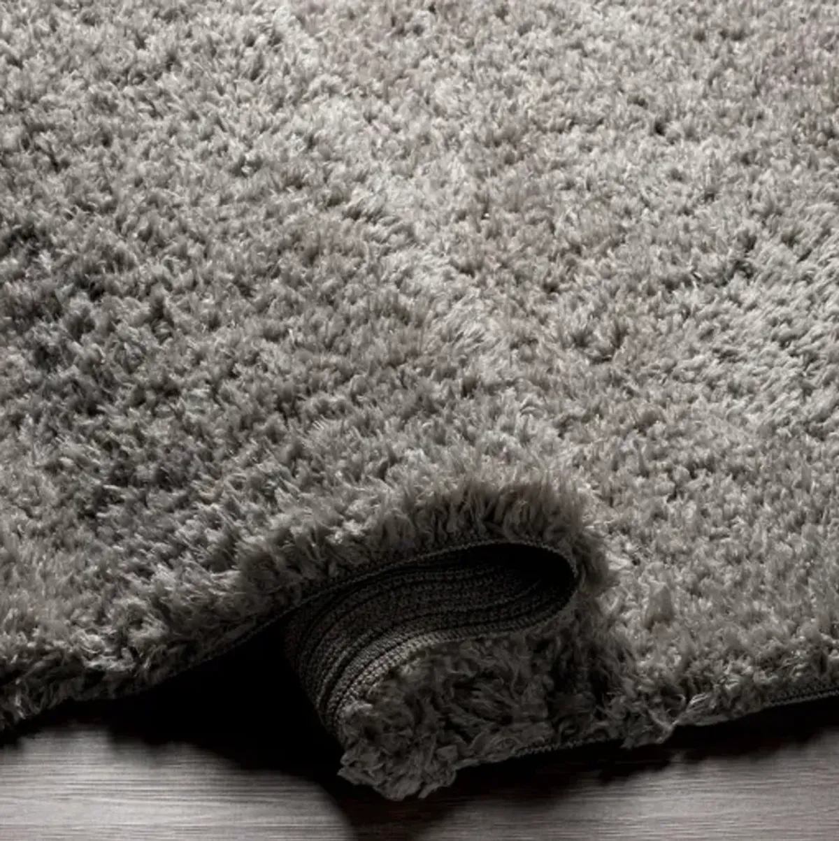 Angora 2'3" x 3'9" Rug