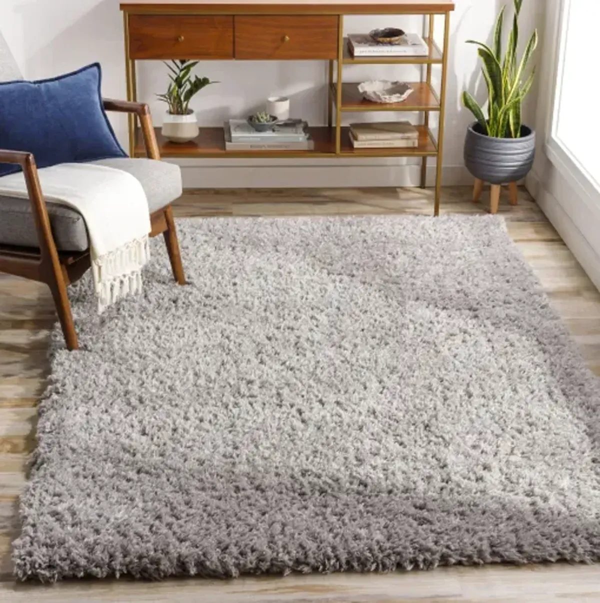 Angora 2'3" x 3'9" Rug