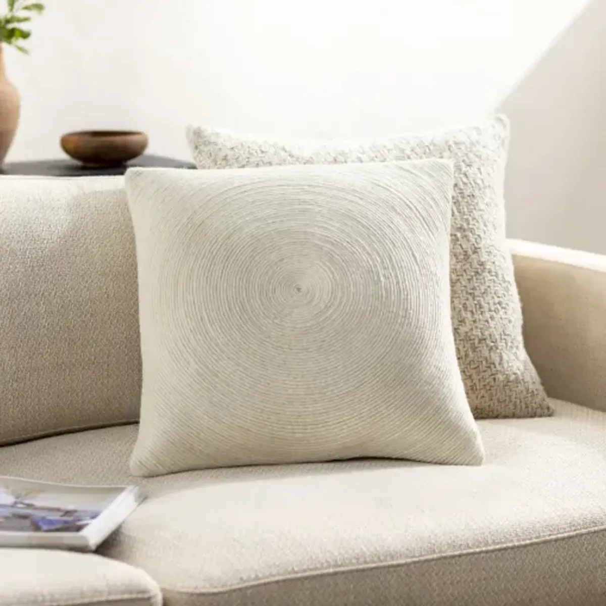 Sequence SEQ-001 22"L x 22"W Accent Pillow