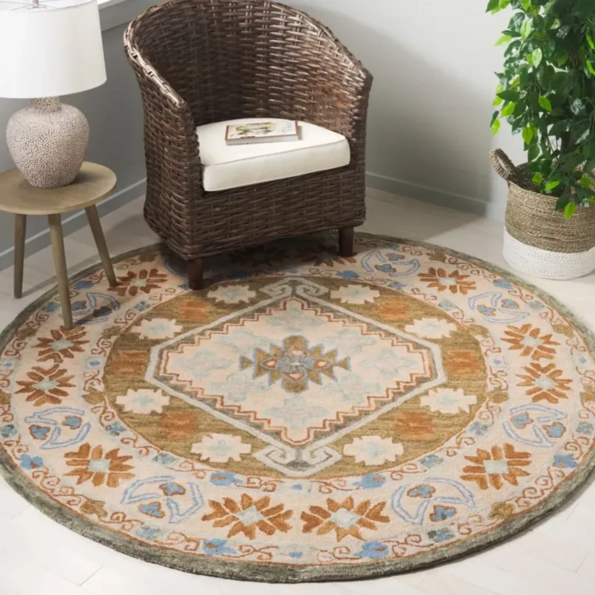 HERITAGE 226 IVORY  6' x 6' Round Round Rug