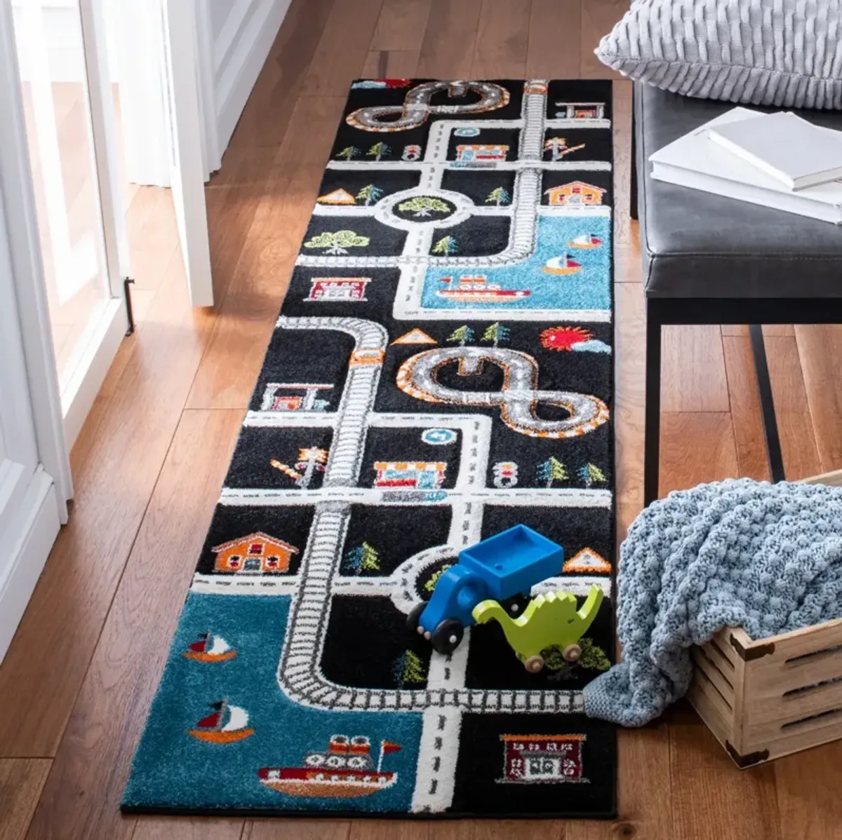 CAROUSEL KIDS 192 BLACK  2'-3' x 10' Runner Rug