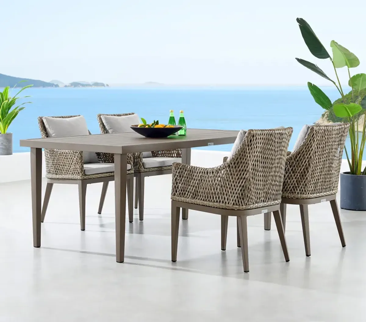 Grenada Outdoor Dining Table