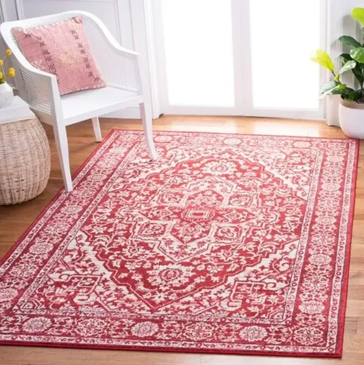 Brentwood 832 Red / Ivory 3' X 5' Small Rectangle Powerloomed Rug