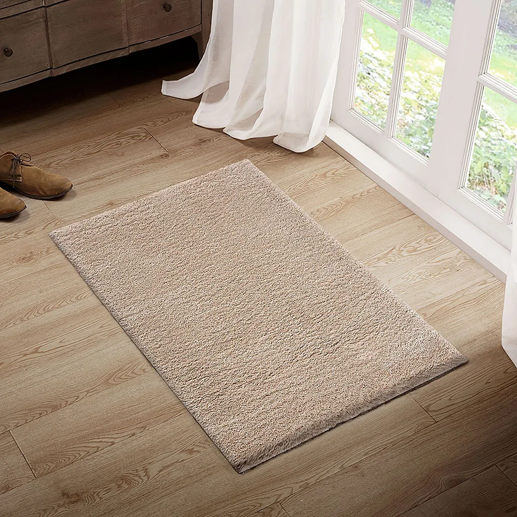 Madison Park Camdyn Cream Super Soft Polyester Shag Area Rug