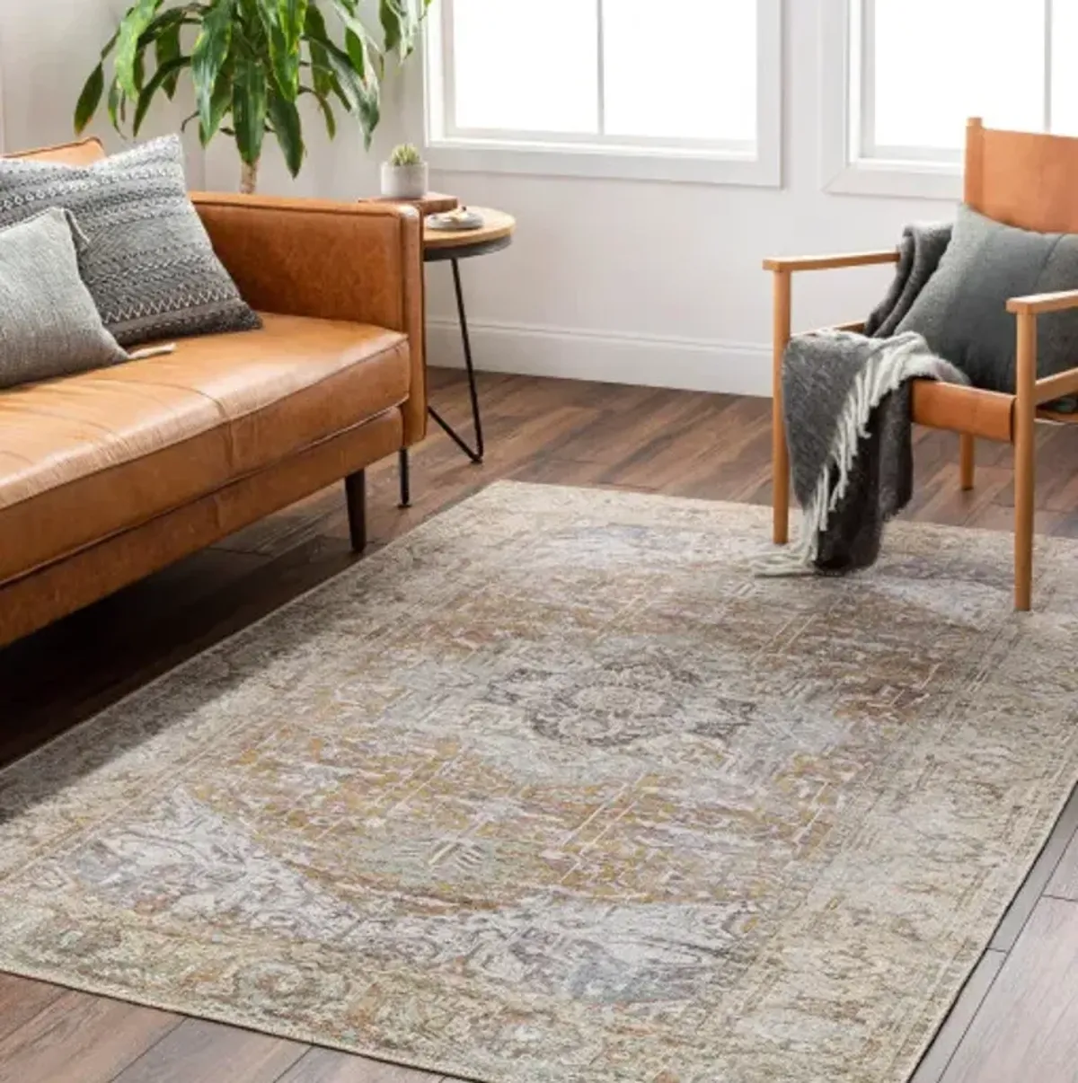 Amelie AML-2367 5'3" x 7'3" Machine Woven Rug