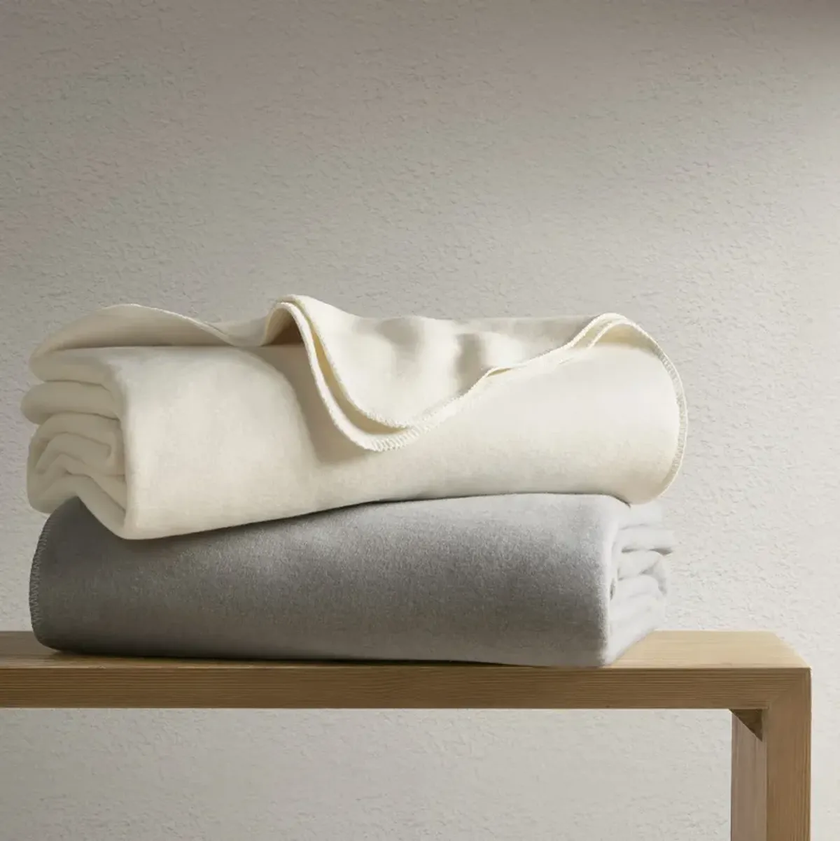 Croscill Andaz Ivory Solid Cotton Blanket