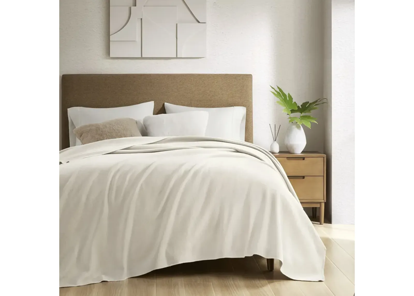 Croscill Andaz Ivory Solid Cotton Blanket