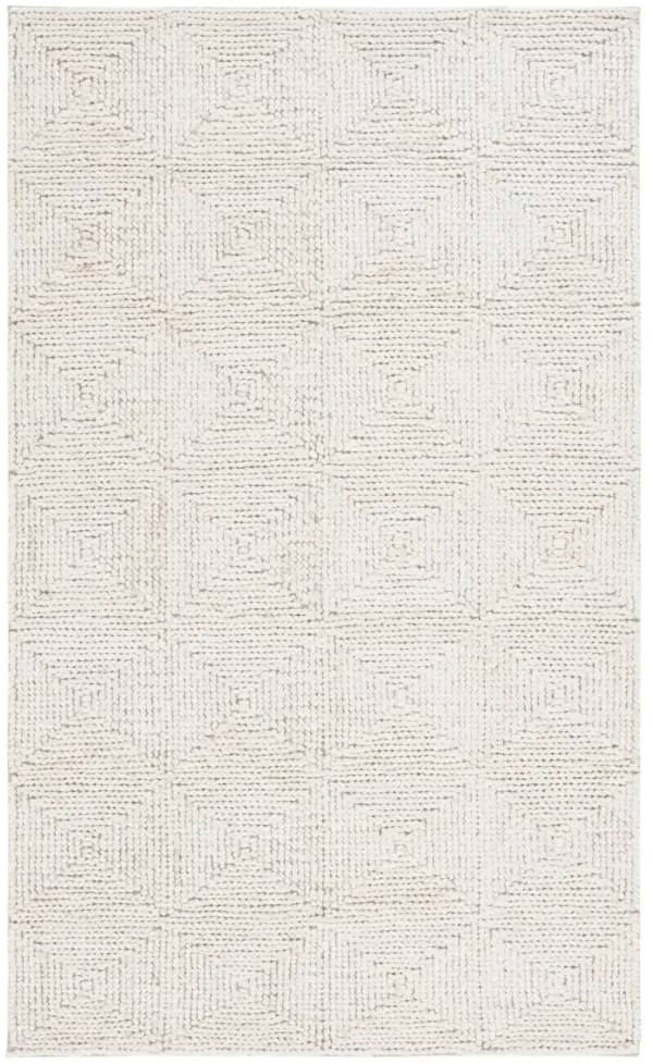 NATURAL FIBER 517 BLEACH  4' x 6' Small Rectangle Rug