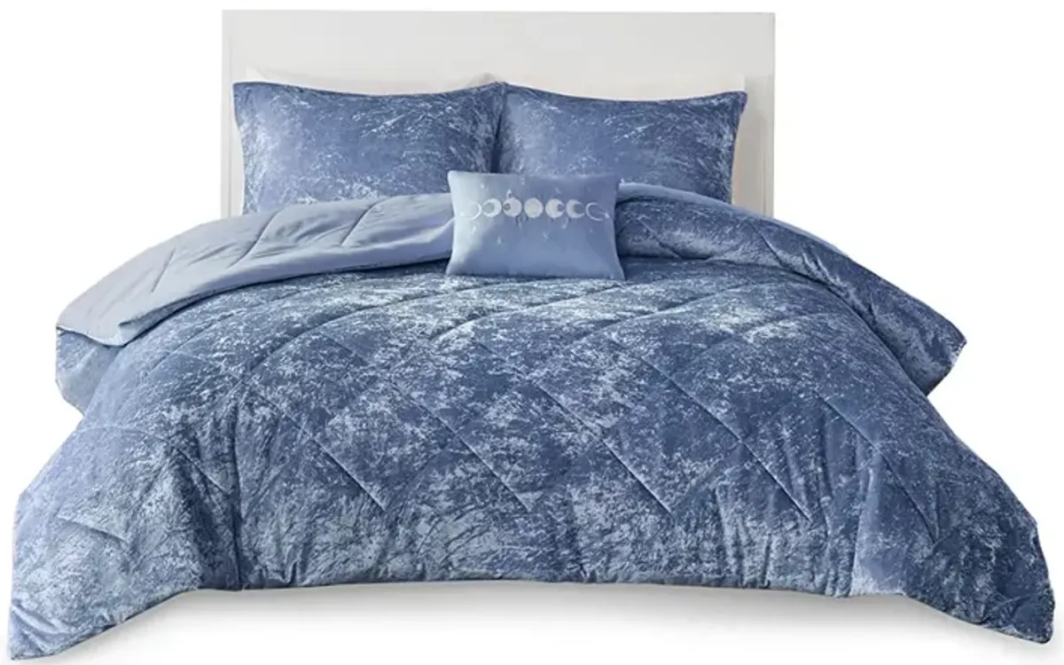 Intelligent Design Felicia Blue Velvet Comforter Set