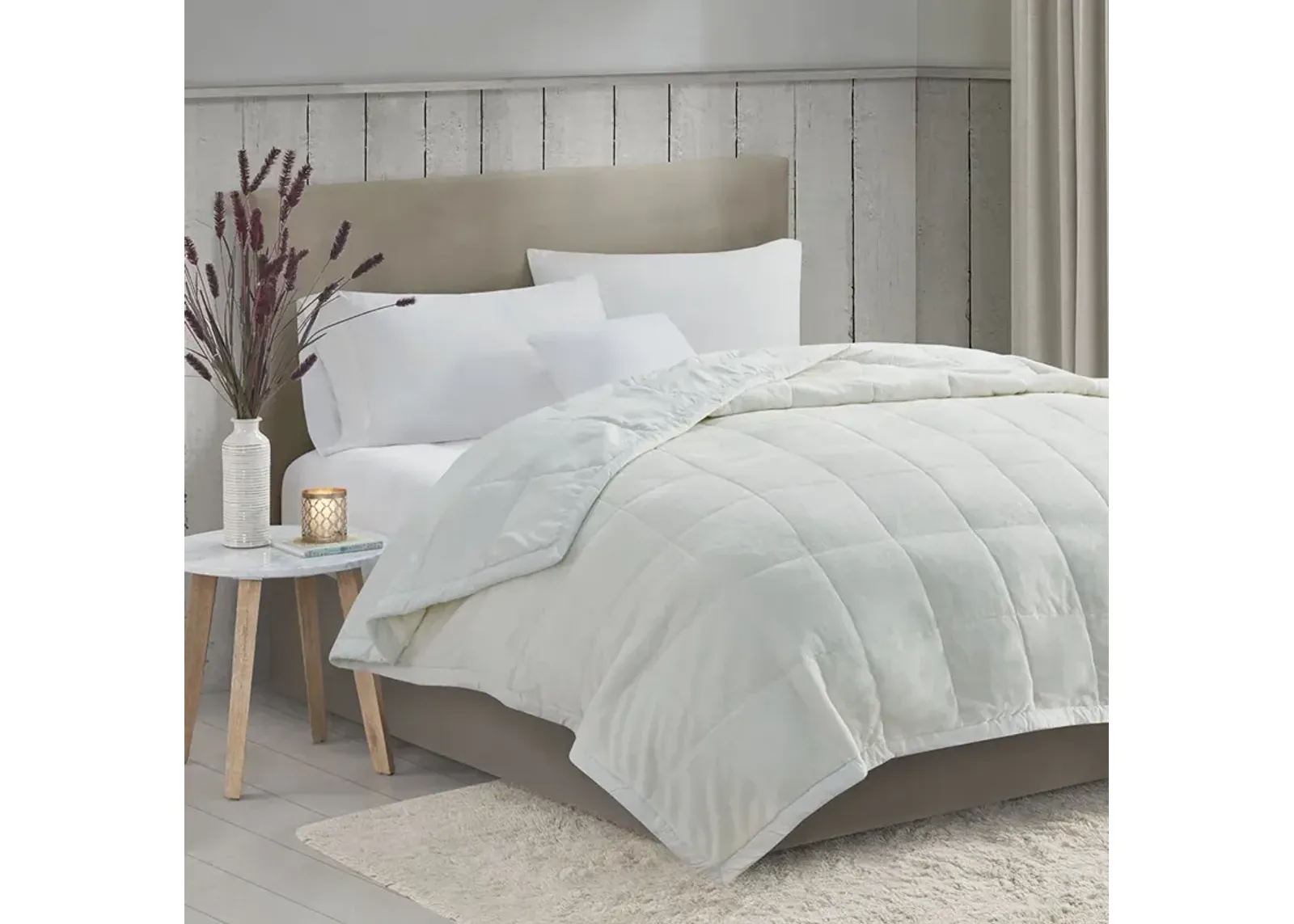 Madison Park Coleman Ivory Reversible HeiQ Smart Temperature Down Alternative Blanket