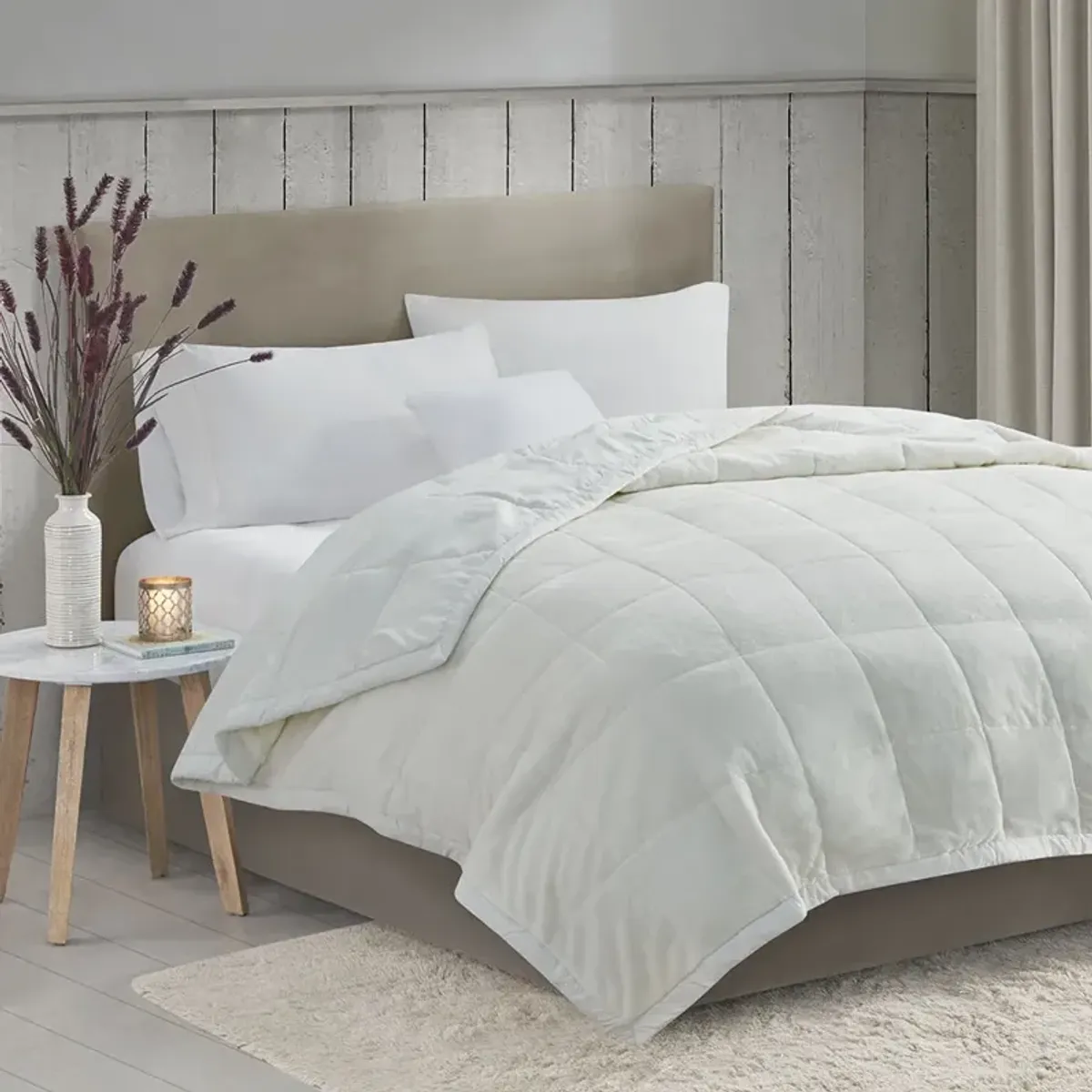 Madison Park Coleman Ivory Reversible HeiQ Smart Temperature Down Alternative Blanket