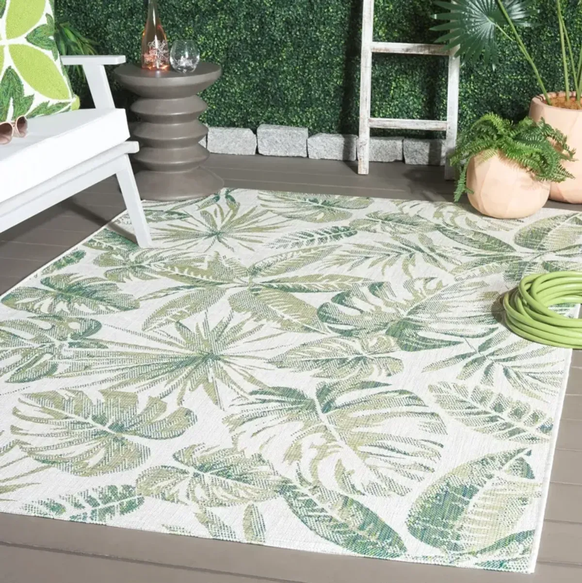 COURTYARD  8324 IVORY  9' x 12' Large Rectangle Rug