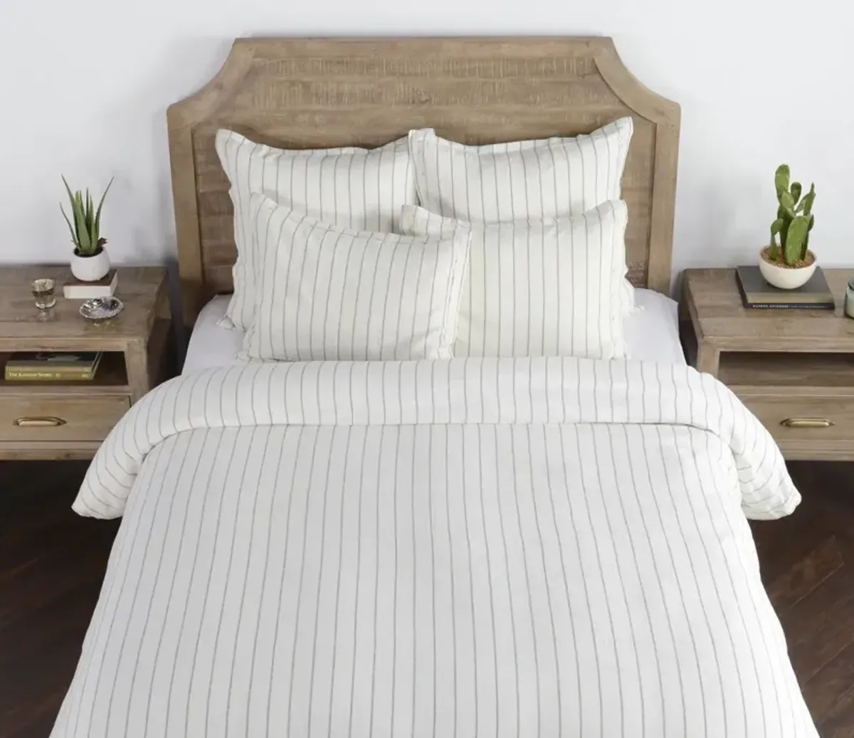 Monaco Ivory King Duvet 108x94