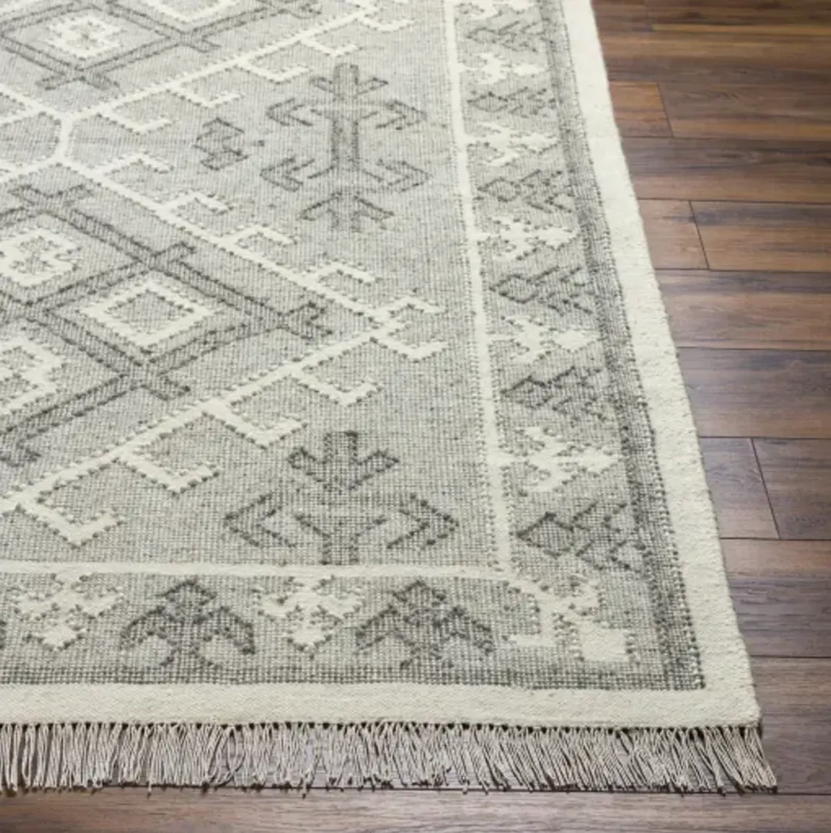 Valerie VLA-2305 2' x 3' Hand Made Rug