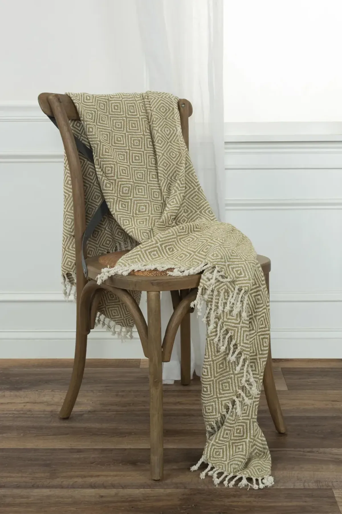 Diamond Dark Natural  Throw